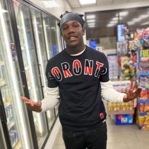 Meet your Posher, Malik